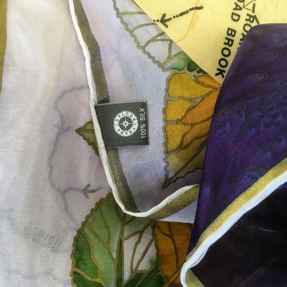 3/$50! Trade Routes Silk Scarf Long w Gold Leaves - Picture 4 of 5